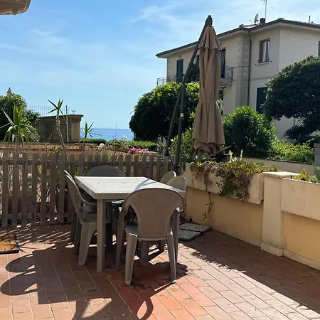 La Perla Apartment *